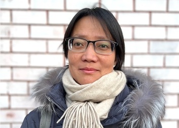 Хөгжлийн бэрхшээлтэй иргэдийн нийгмийн оролцоог нэмэгдүүлэх цахим хуудас бүтээж буй Б.Оюунтөгс  